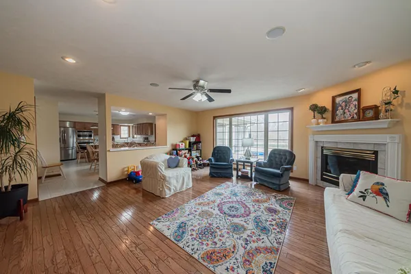$595,000 | 1016 Michael Lane, West Frankfort, IL 62896