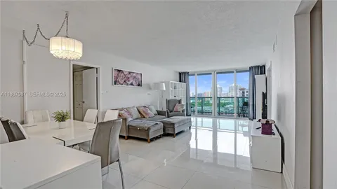 $445,000 | 100 Bayview Drive, Unit 1931, Sunny Isles Beach, FL 33160