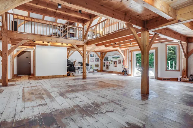 $800,000 | 3 Elm Hill Road, Peterborough, NH 03458