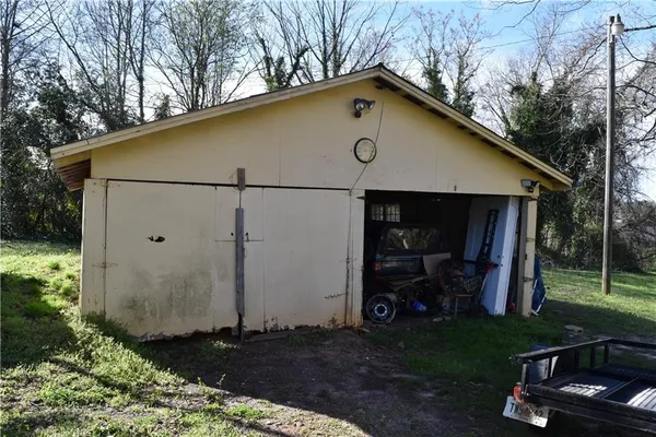 $183,000 | 129 Brady Street, Toccoa, GA 30577