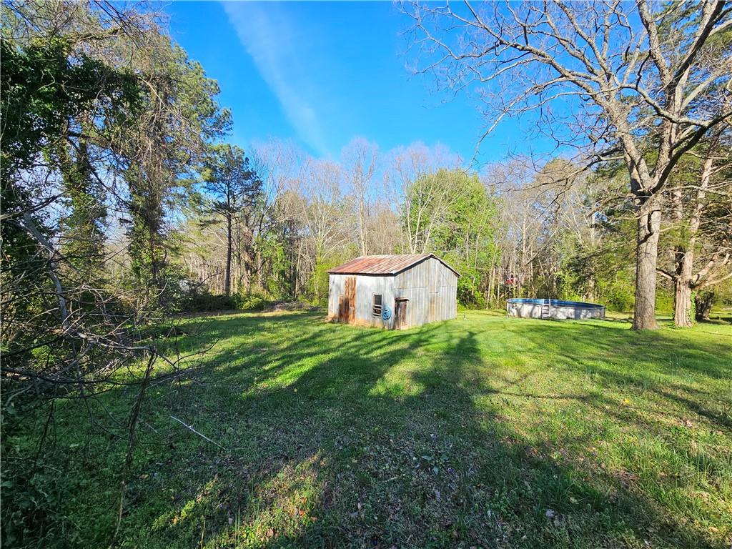 129 Brady Street Toccoa, GA 30577 - Photo 9 of 12