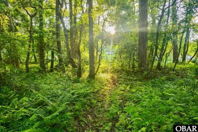 $399,000 | 5 Live Oak Lane, Southern Shores, NC 27949