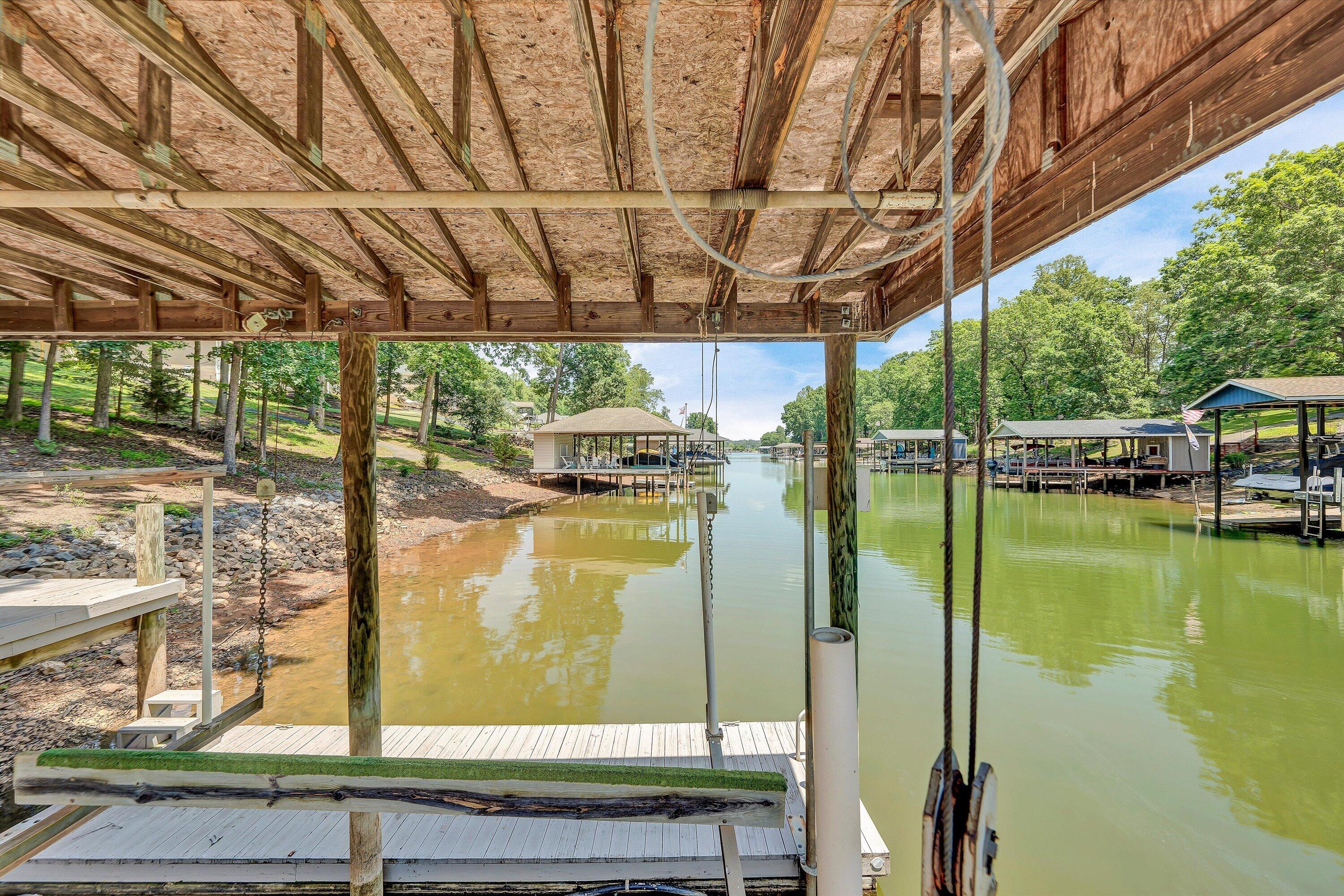 274 Woodbrook Road Moneta, VA 24121 - Photo 41 of 43 43-DSC00306