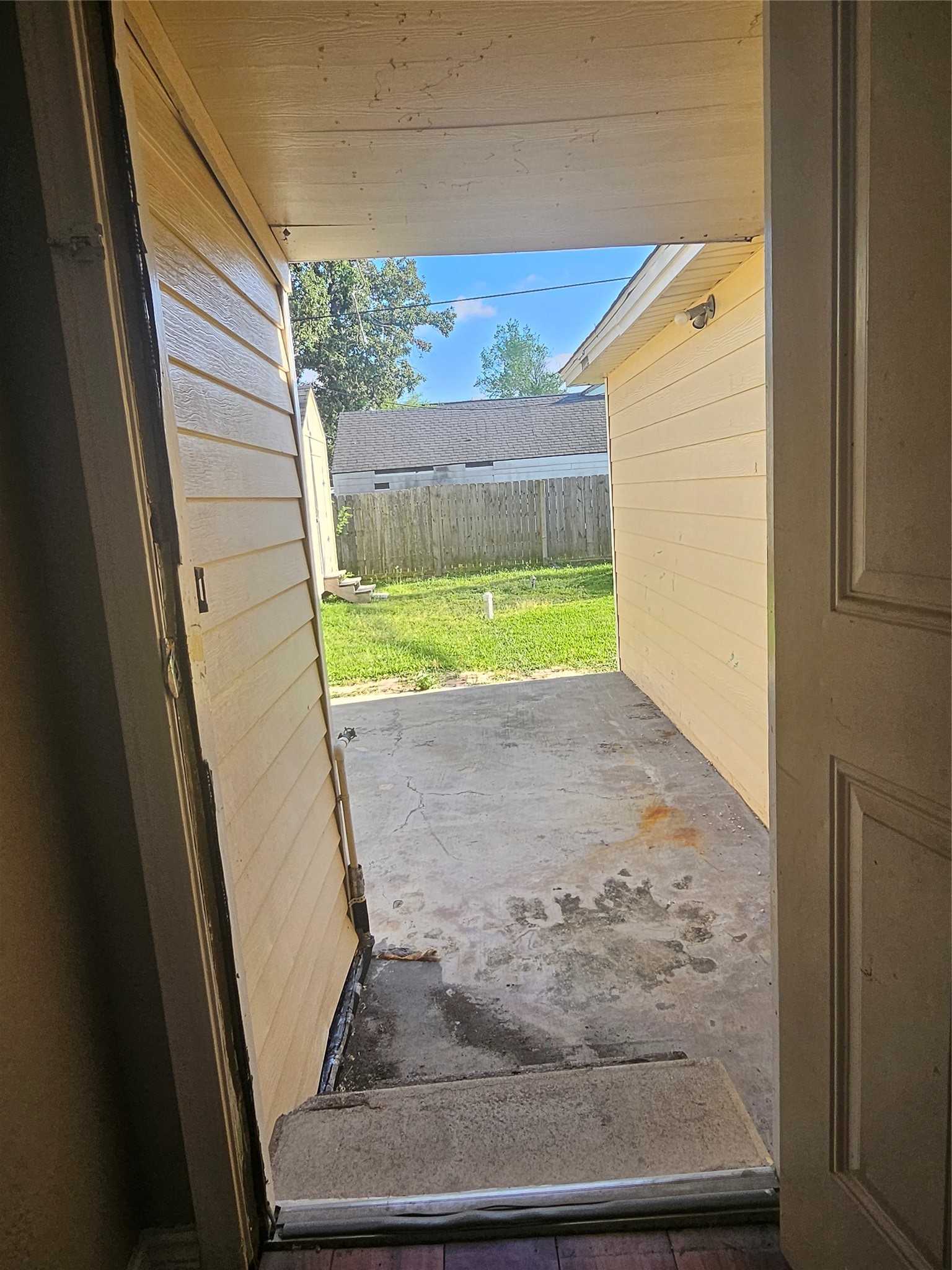 2017 3rd Street Galena Park, TX 77547 - Photo 21 of 23 a view of a floor to ceiling window