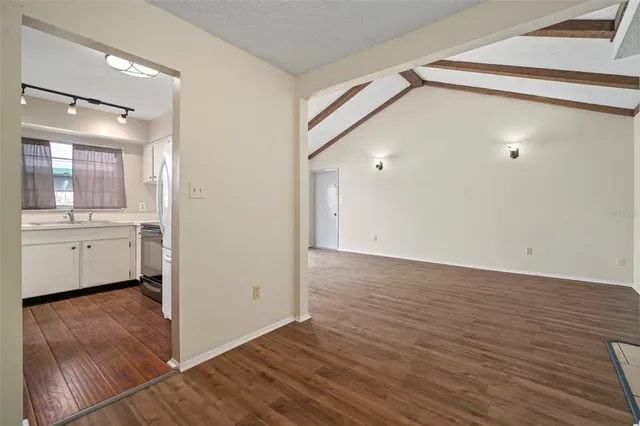 $350,000 | 810 Black Knight Drive, Valrico, FL 33594