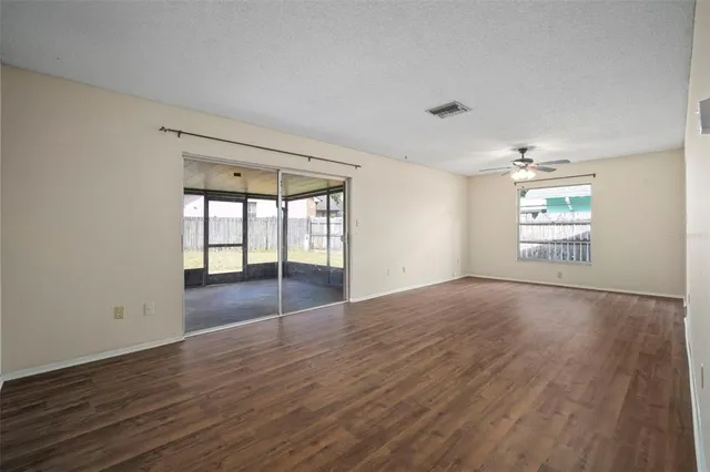 $350,000 | 810 Black Knight Drive, Valrico, FL 33594