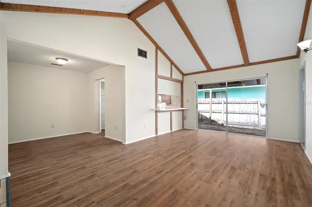 $350,000 | 810 Black Knight Drive, Valrico, FL 33594