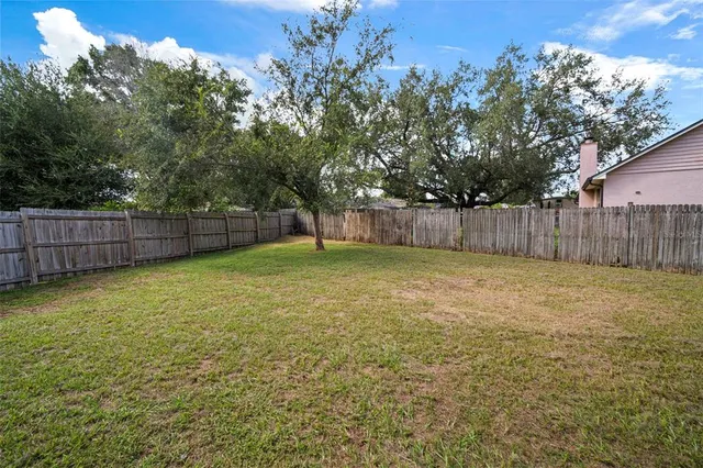 $350,000 | 810 Black Knight Drive, Valrico, FL 33594