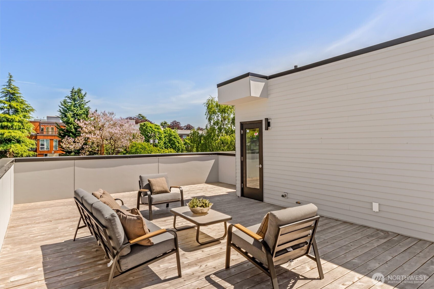 4460 Midvale Avenue North Seattle, WA 98103 - Photo 36 of 40 a view of a outdoor seating area