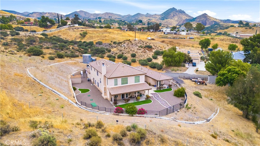 13675 Davenport Road Agua Dulce, CA 91390 - Photo 39 of 51 Aerial backyard view