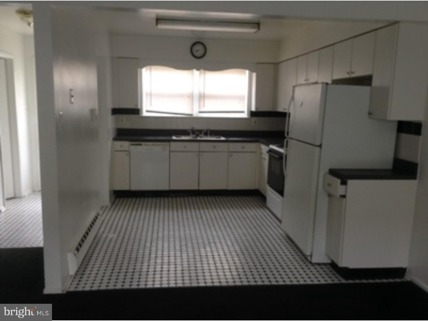 55 Noble Road Sicklerville, NJ 08081 - Photo 5 of 11