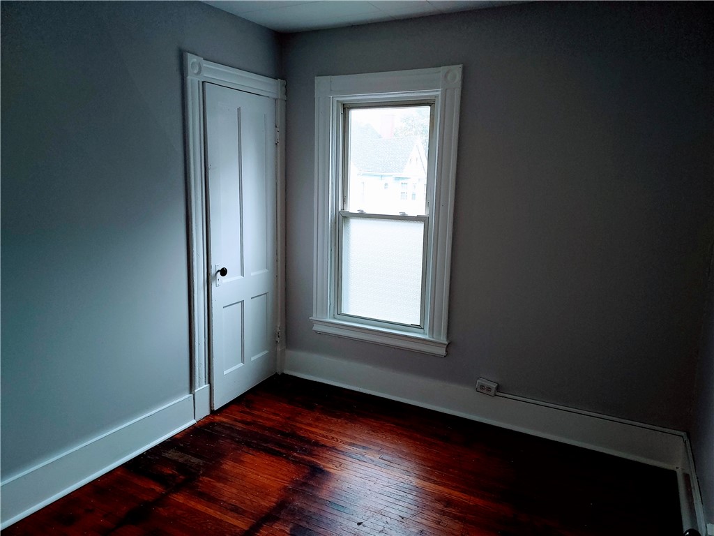 29 Essex Street Rochester, NY 14611 - Photo 8 of 11