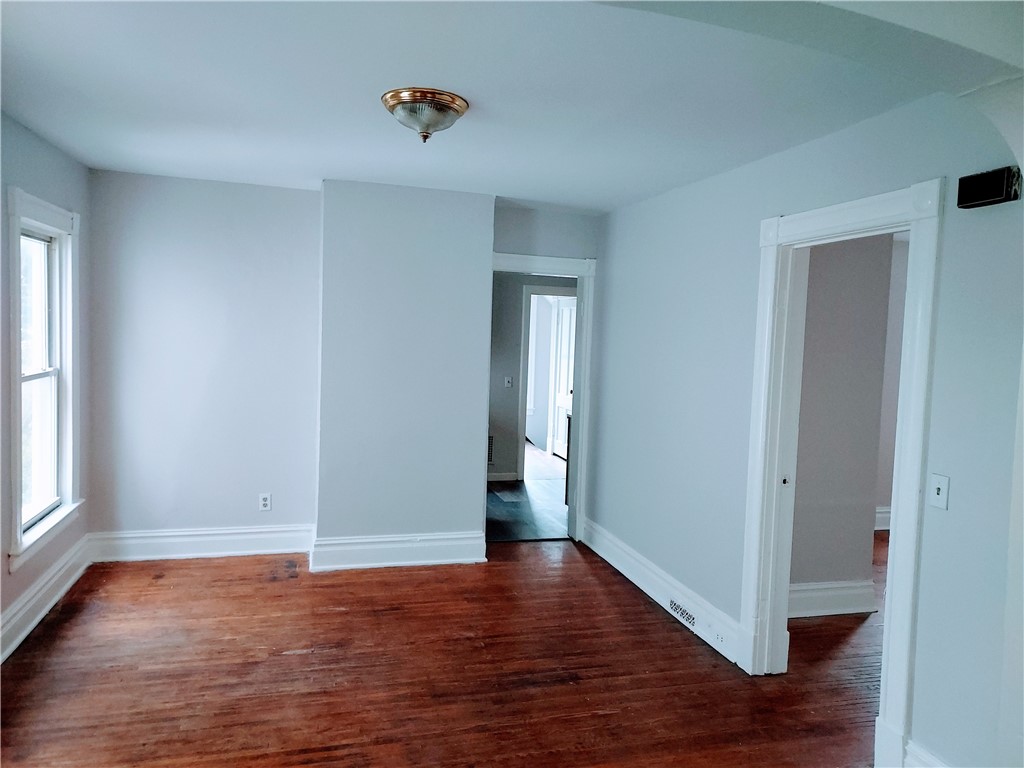 29 Essex Street Rochester, NY 14611 - Photo 10 of 11