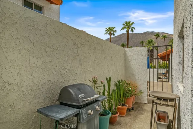 $320,000 | 280 South Avenida Caballeros, Unit 223, Palm Springs, CA 92262