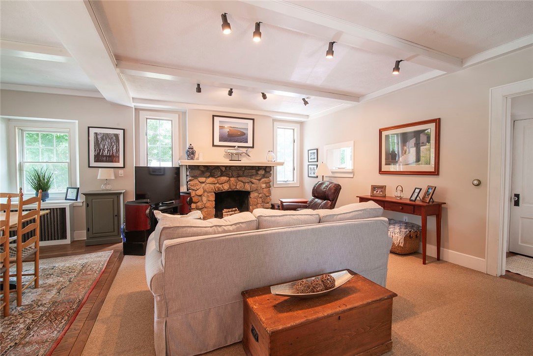 26 Wagner Road Westerly, RI 02891 - Photo 12 of 31