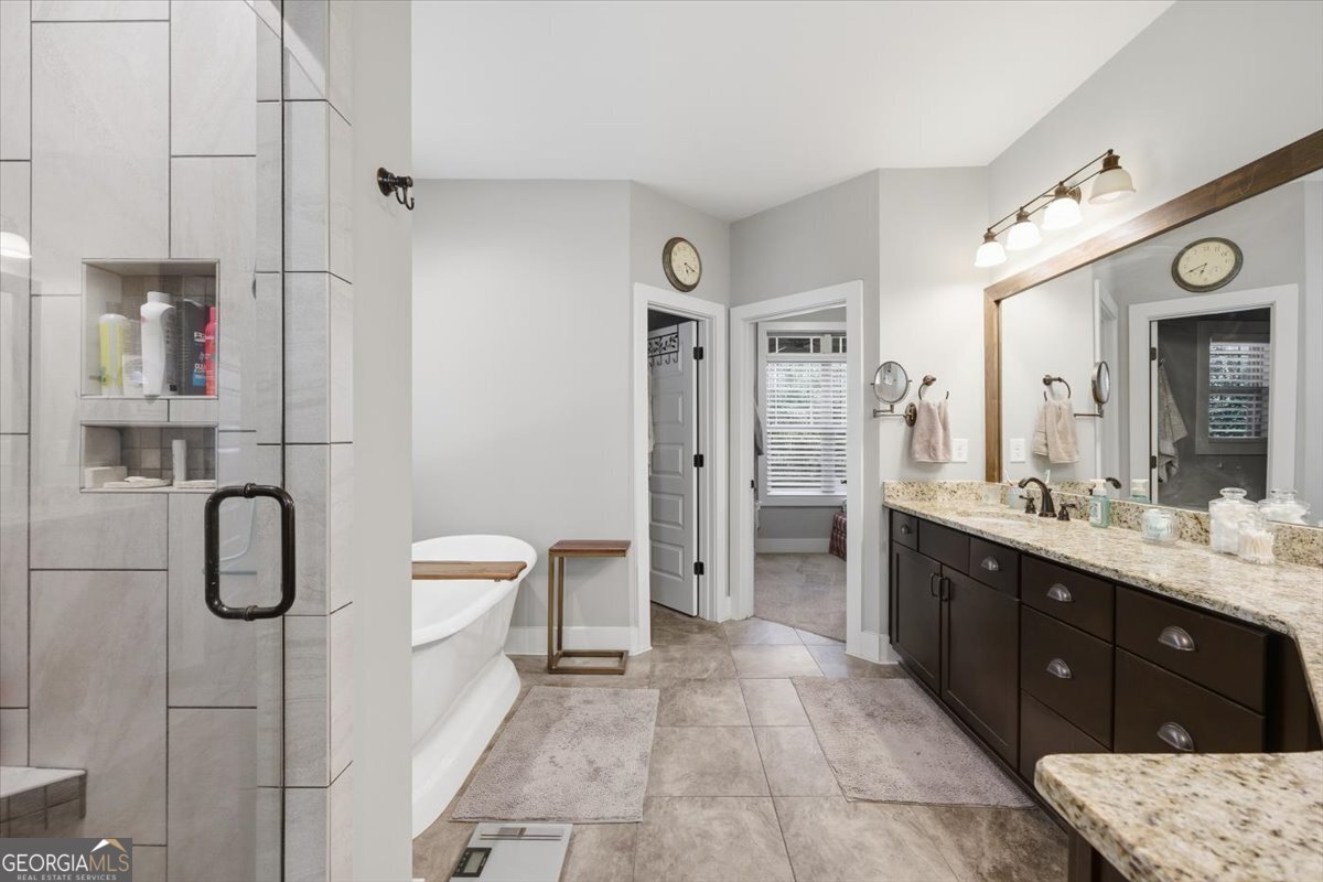 217 Crescent Drive Forsyth, GA 31029 - Photo 13 of 34