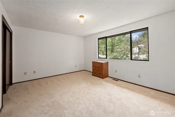 $799,000 | 14606 60th Place West, Edmonds, WA 98026