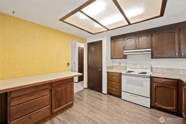 $799,000 | 14606 60th Place West, Edmonds, WA 98026