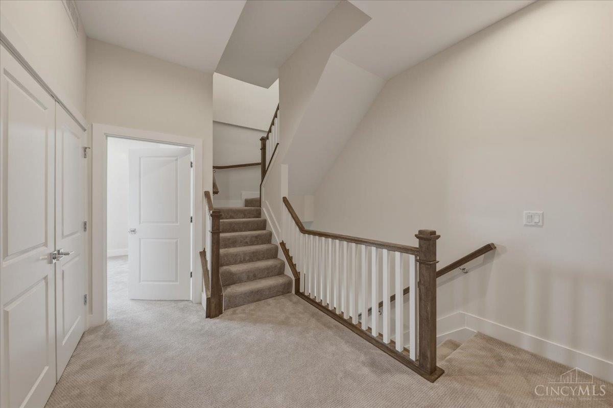 3912 Edwards Road Cincinnati, OH 45209 - Photo 47 of 70
