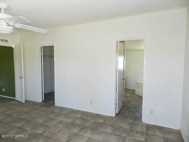 5045 North Puma Road Marana, AZ 85653 - Photo 6 of 27