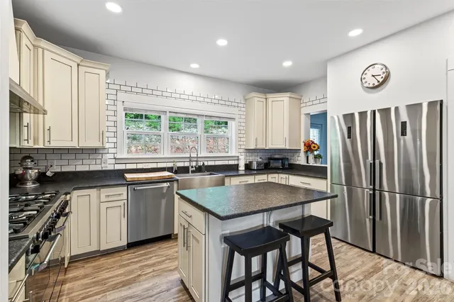 $1,475,000 | 8026 Buck Creek Road, Marion, NC 28752