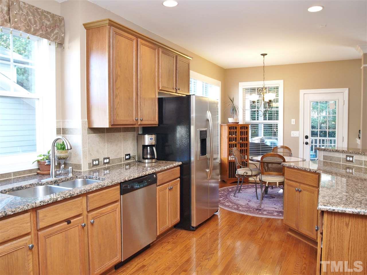 10128 Darling Street Raleigh, NC 27613 - Photo 8 of 30