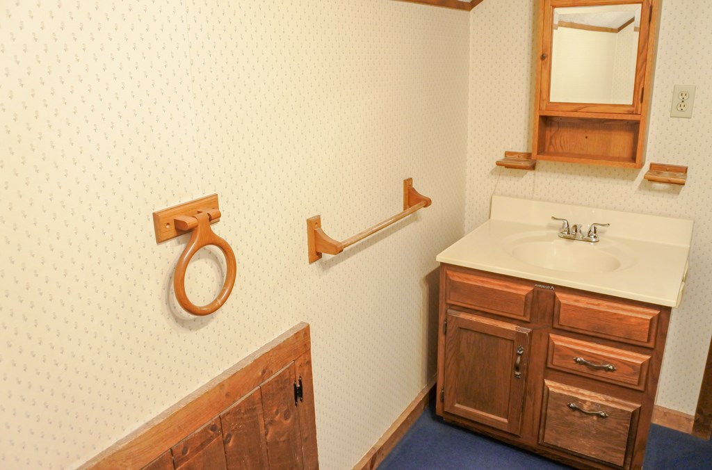 164 Granger Street Rutland, VT 05701 - Photo 23 of 40