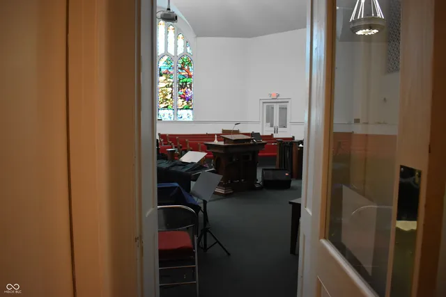 $850,000 | 216 Parkway Avenue, Indianapolis, IN 46225