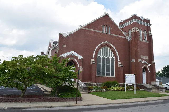 $850,000 | 216 Parkway Avenue, Indianapolis, IN 46225