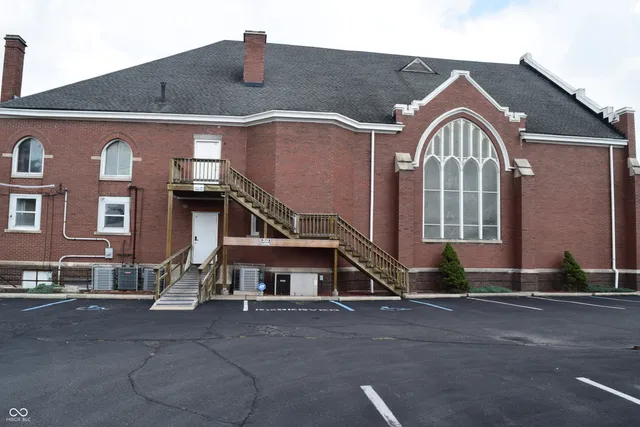 $850,000 | 216 Parkway Avenue, Indianapolis, IN 46225