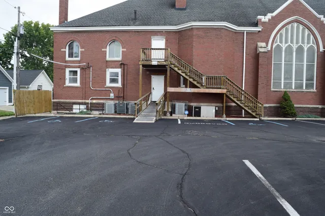 $850,000 | 216 Parkway Avenue, Indianapolis, IN 46225