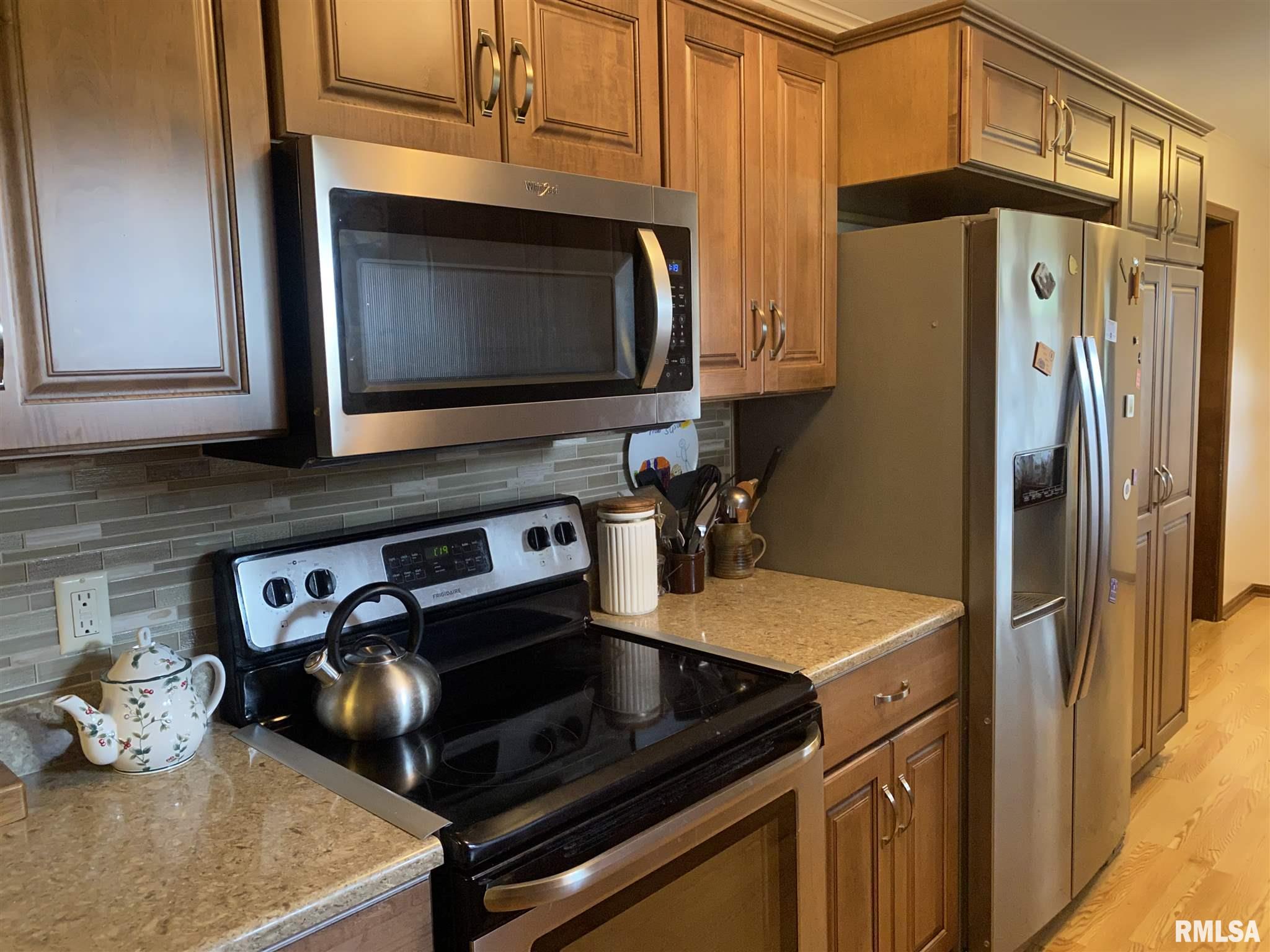 69 Fairway Vista Road Murphysboro, IL 62966 - Photo 8 of 16 Gallery Image 8