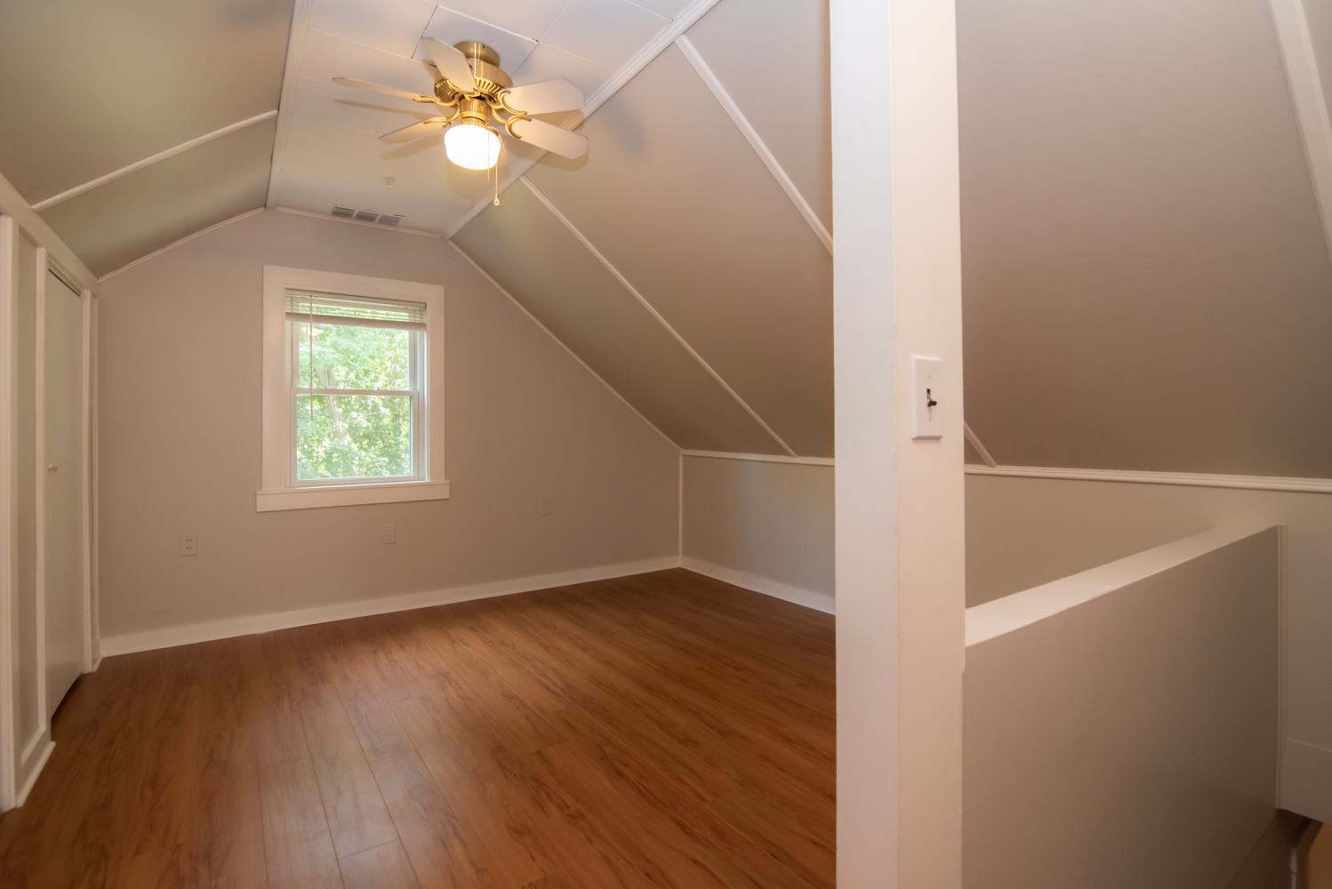 76 Charleston Avenue Manchester, NH 03102 - Photo 17 of 25