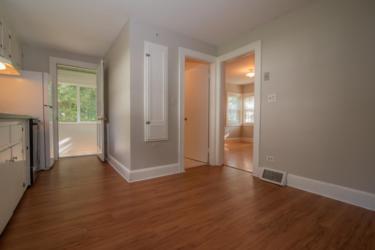 76 Charleston Avenue Manchester, NH 03102 - Photo 8 of 25