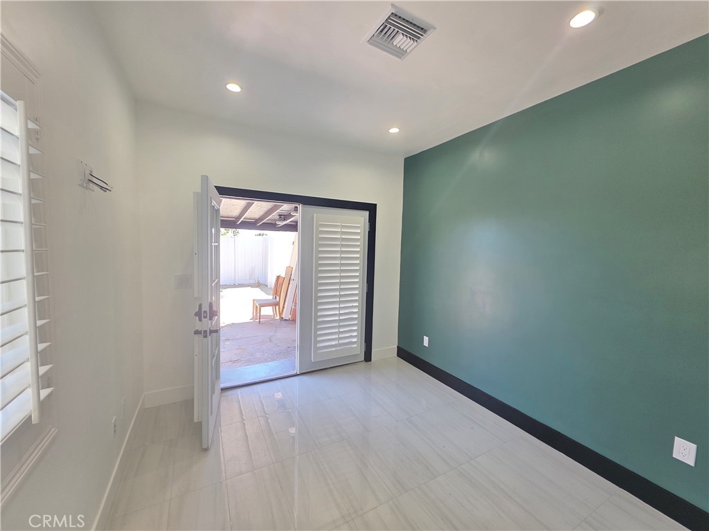9523 Stanwin Arleta, CA 91331 - Photo 6 of 11