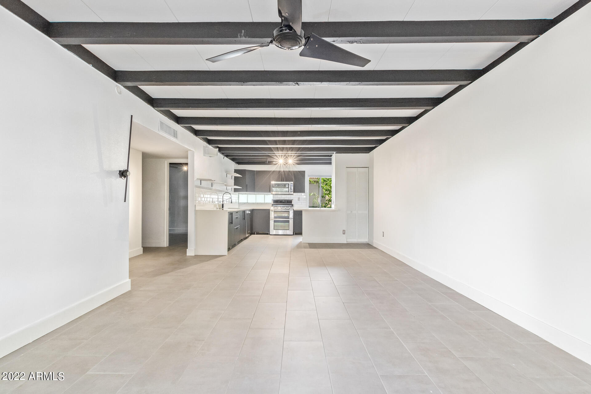1101 East Bethany Home Road, Unit 25 Phoenix, AZ 85014 - Photo 2 of 19 0007-07 Bethany Home 1101 #25