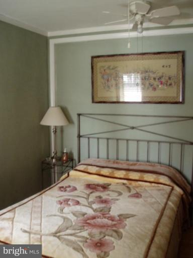 200 Park Road Riva, MD 21140 - Photo 14 of 20 Master Bedroom