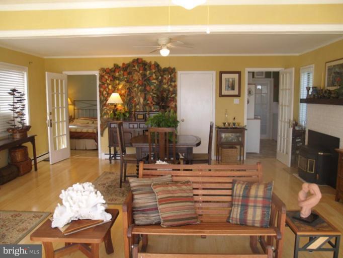200 Park Road Riva, MD 21140 - Photo 9 of 20 Great Room