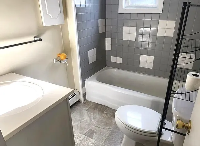 $919,900 | 4 Kossuth Street, Biddeford, ME 04005