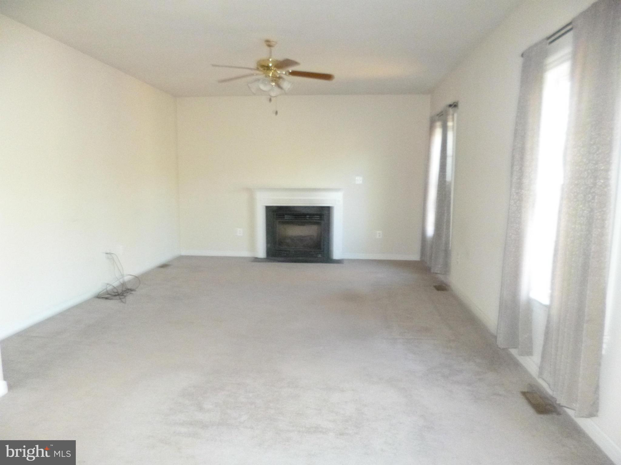 6753 St Pauls Road King George, VA 22485 - Photo 9 of 23 Family Room