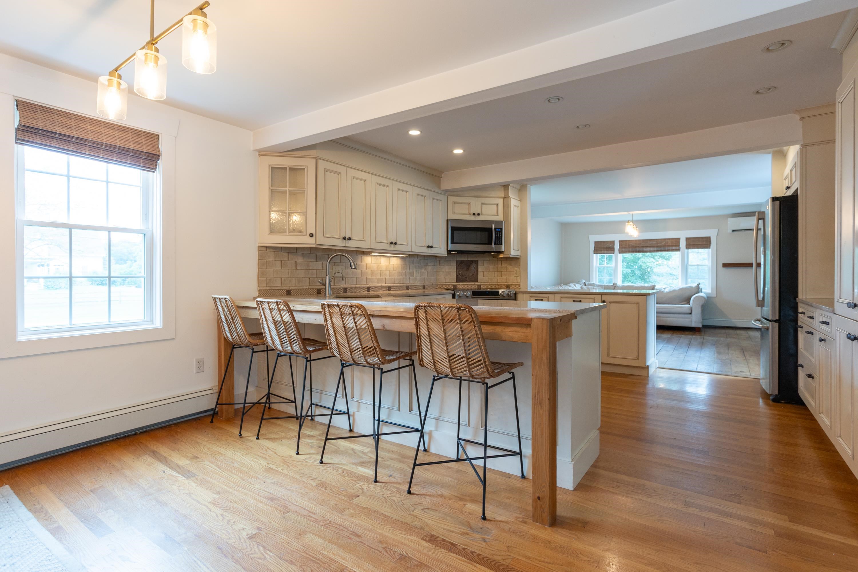 77 Broad Street Hollis, NH 03049 - Photo 21 of 47