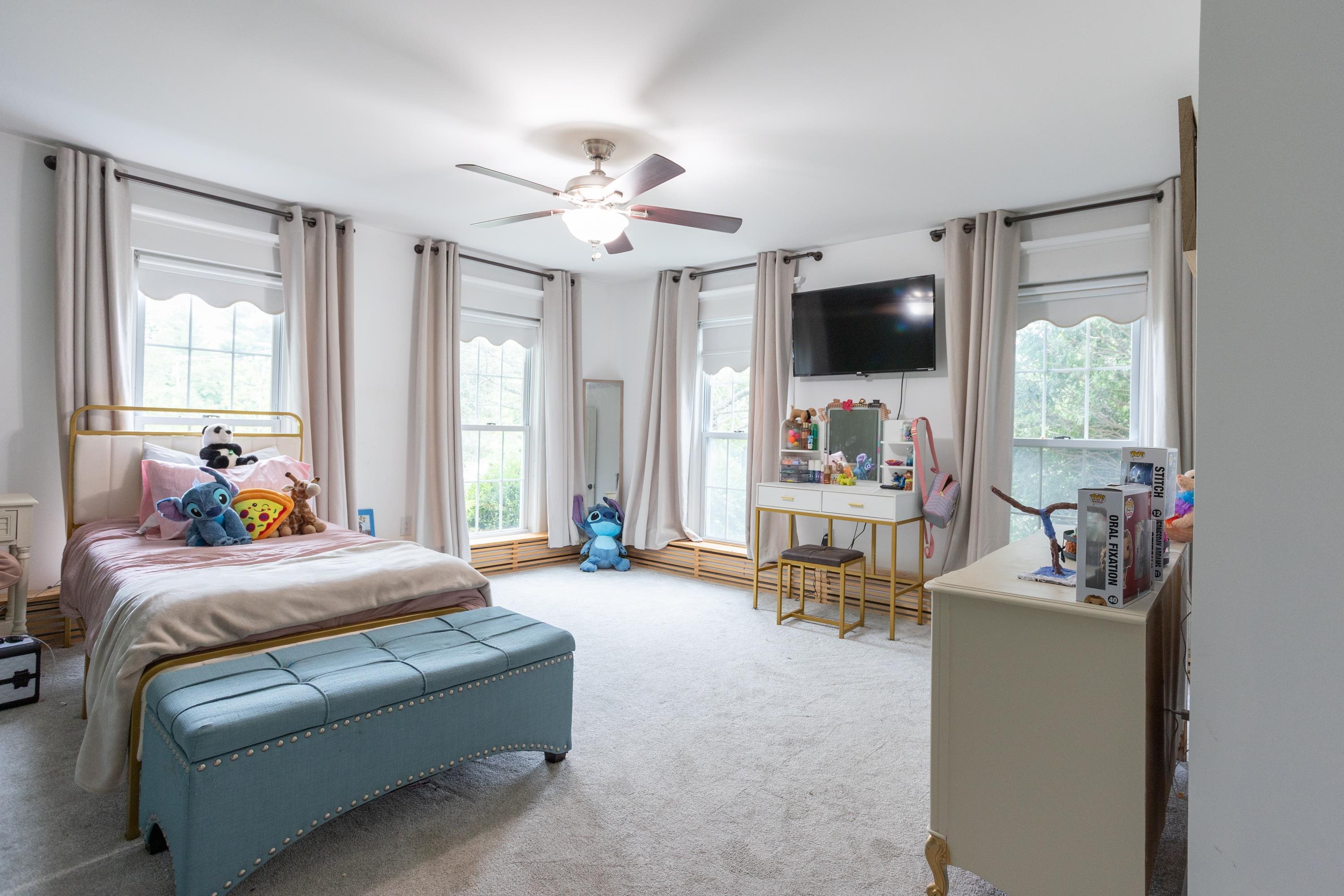 77 Broad Street Hollis, NH 03049 - Photo 26 of 47