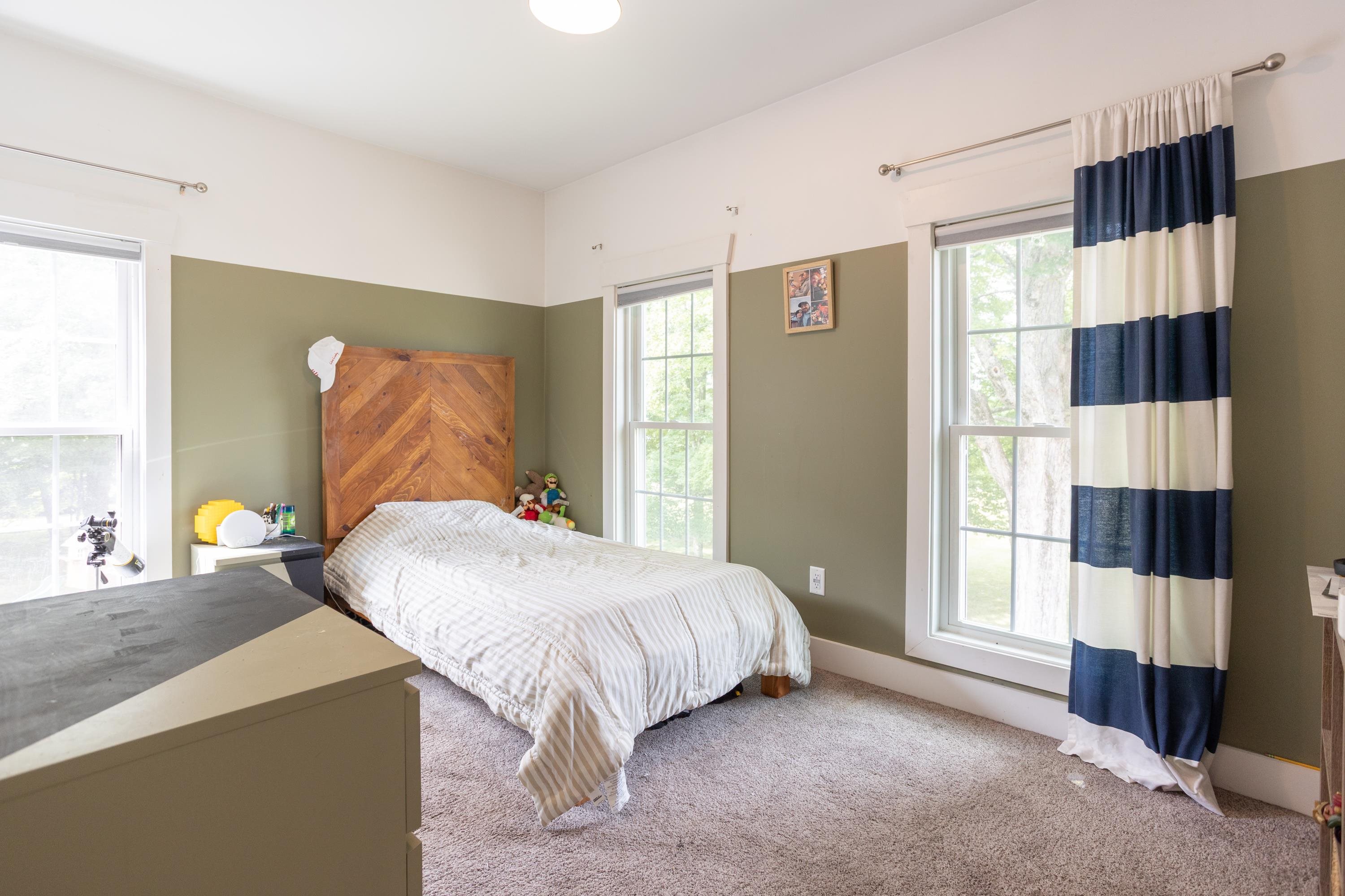 77 Broad Street Hollis, NH 03049 - Photo 29 of 47