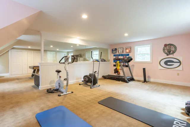 $1,000,000 | 77 Broad Street, Hollis, NH 03049