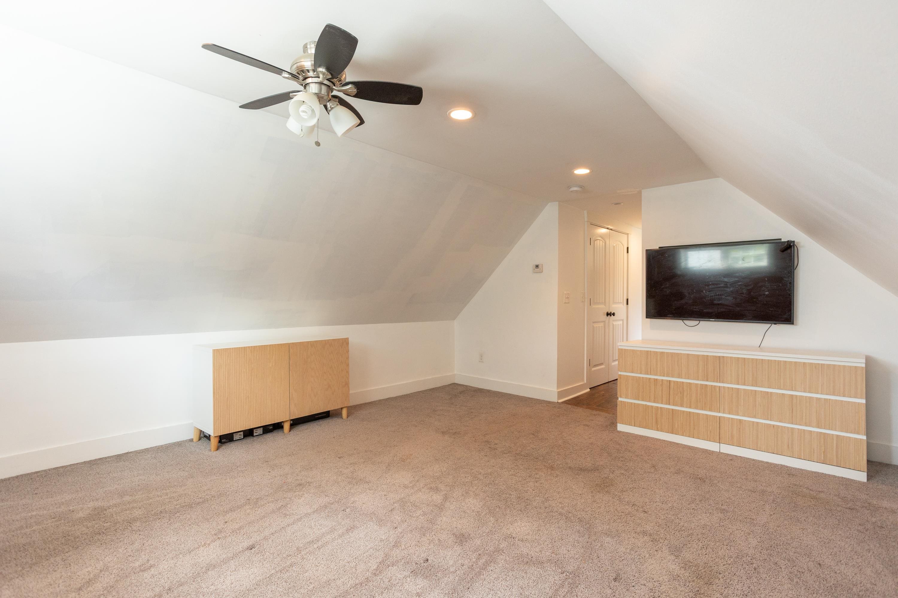 77 Broad Street Hollis, NH 03049 - Photo 39 of 47