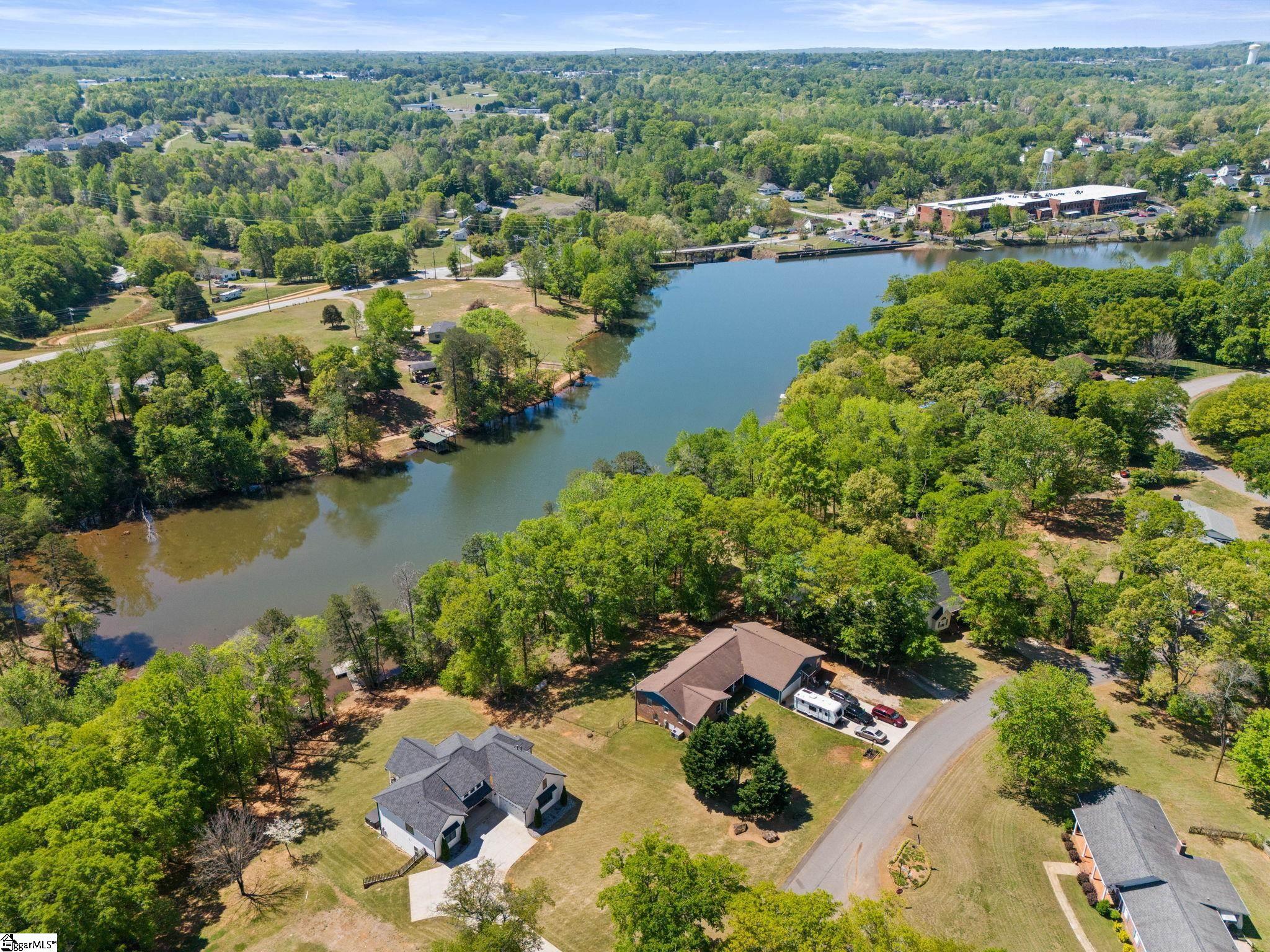 105 Lakeforest Drive Greer, SC 29651 - Photo 2 of 48