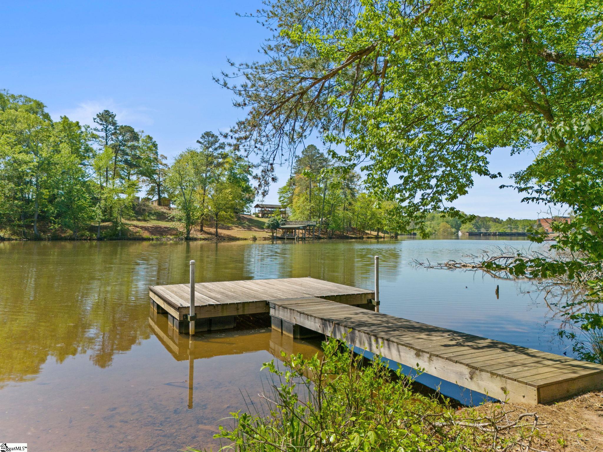 105 Lakeforest Drive Greer, SC 29651 - Photo 3 of 48