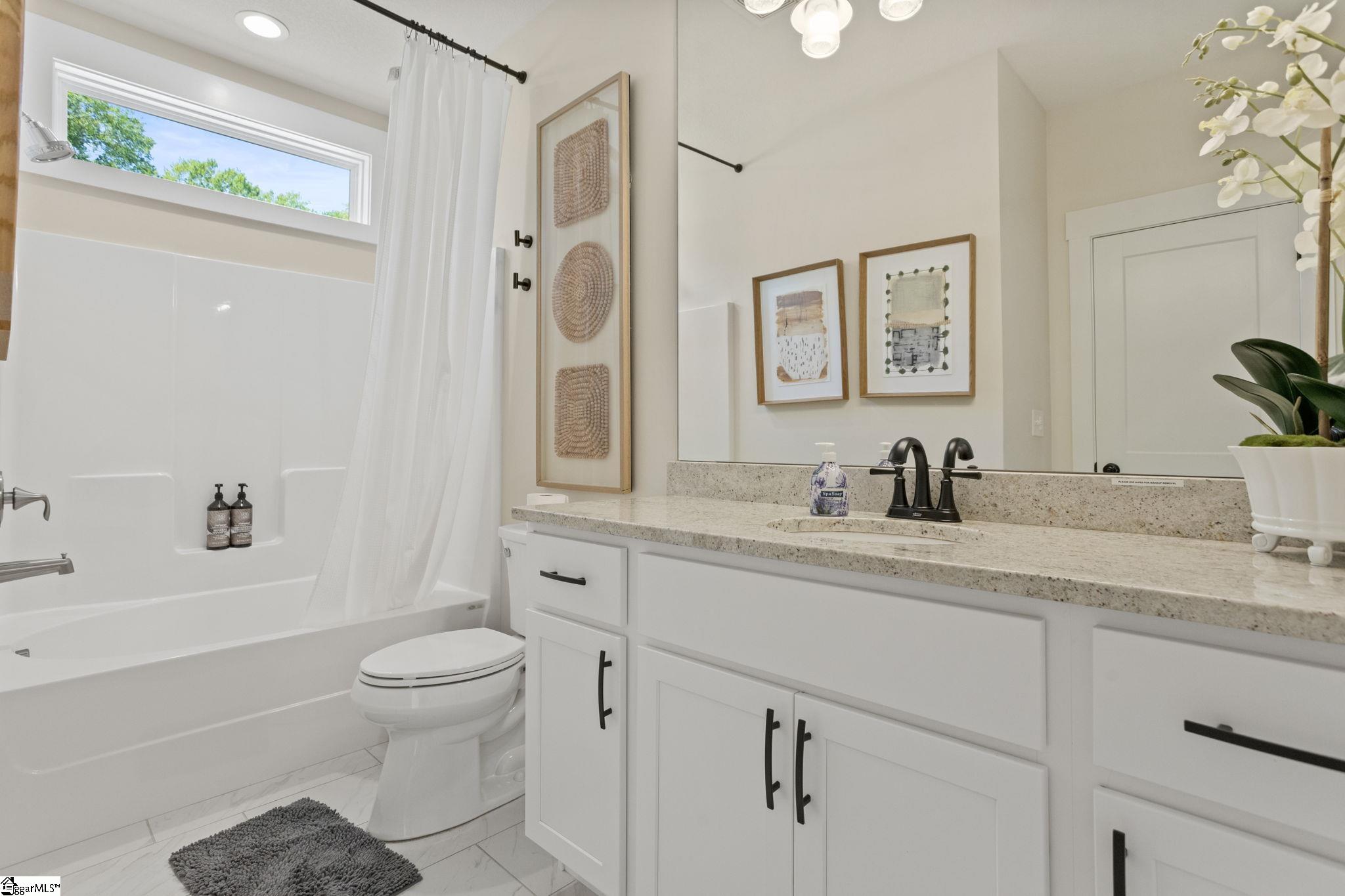 105 Lakeforest Drive Greer, SC 29651 - Photo 32 of 48