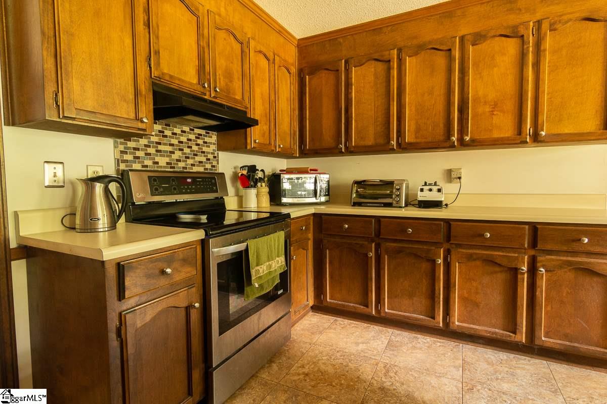 46 Cobblestone Road Greenville, SC 29615 - Photo 22 of 34 Gallery Image 22