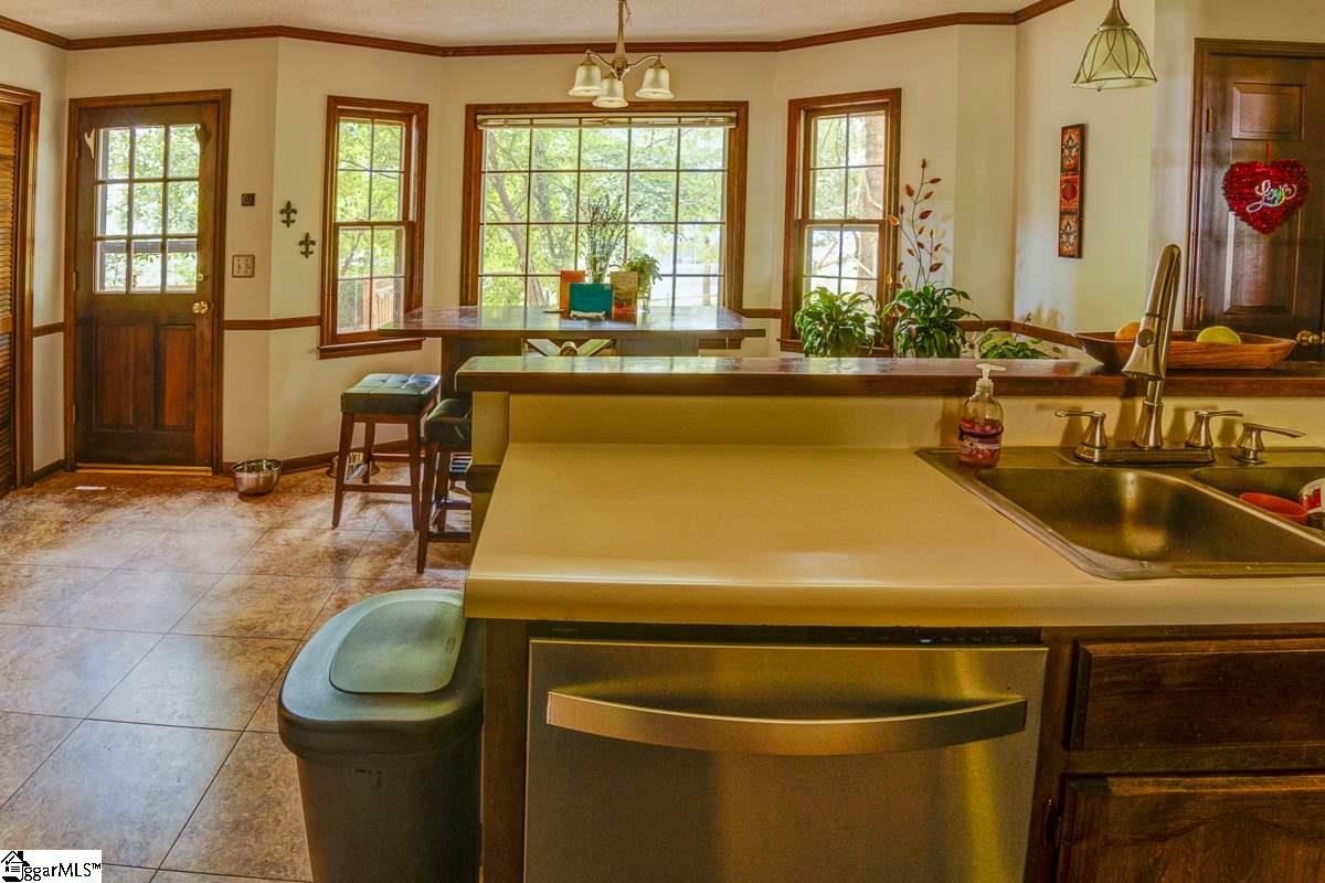 46 Cobblestone Road Greenville, SC 29615 - Photo 23 of 34 Gallery Image 23